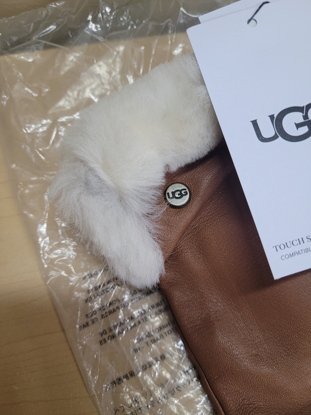 UGG Chestnut Leather Sheepskin Cuffs Lined Women's Vent Gloves NWT - Picture 2 of 10